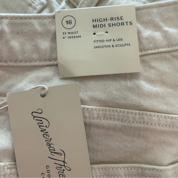 NWT Universal Thread High Rise Midi‎ Shorts Size 16 - Picture 3 of 6